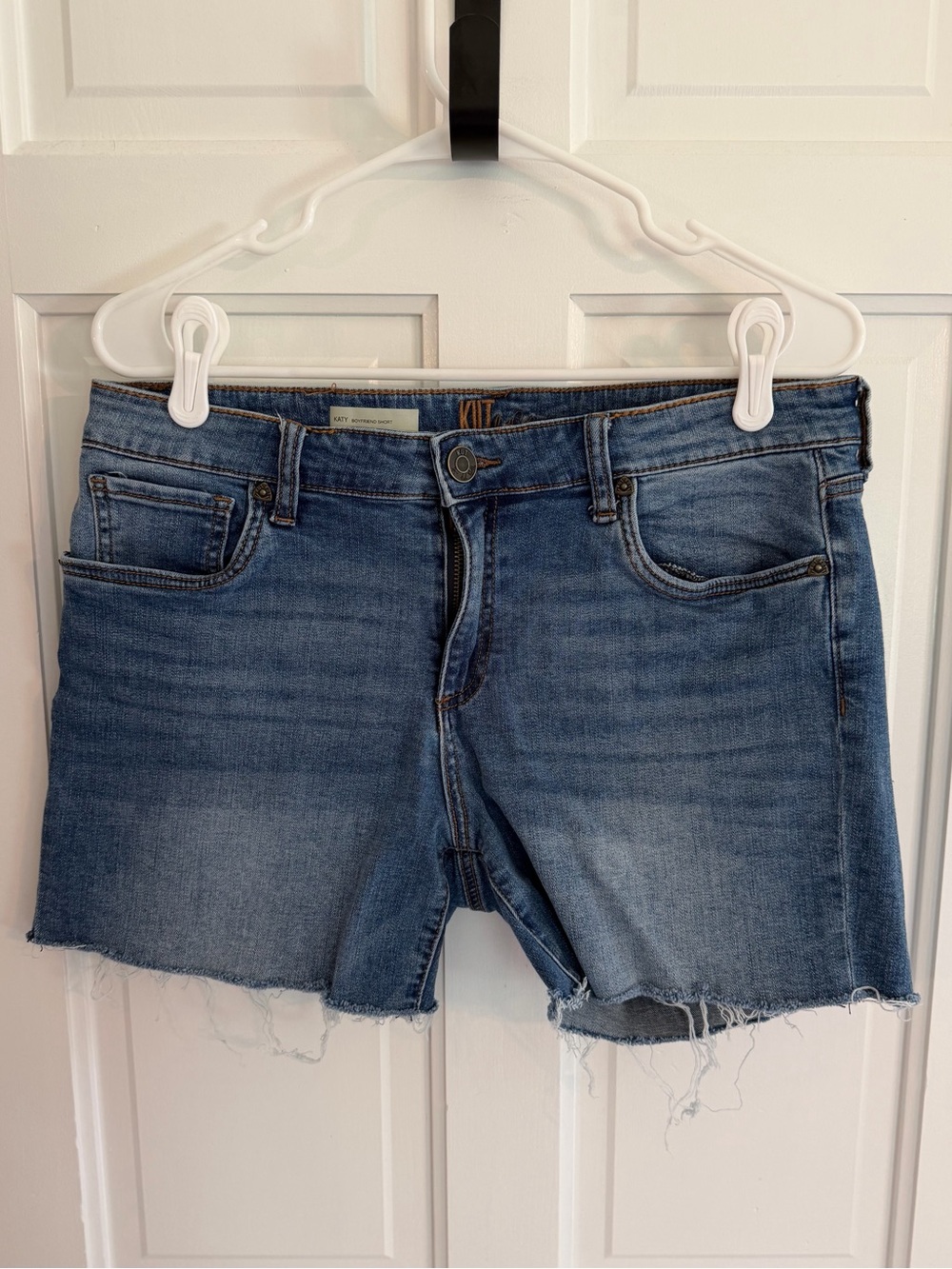 KUT from the Kloth Katy Boyfriend Denim Cutoff Shorts Size 10